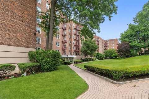 1300 Midland Avenue, Yonkers, NY 10704