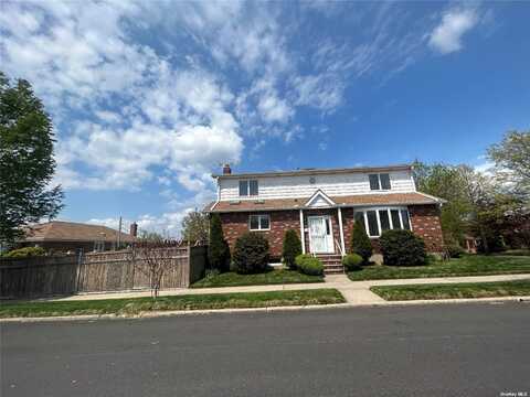 24-44 163rd Street, Whitestone, NY 11357