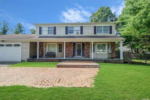 166 Johnson Avenue, Islandia, NY 11749