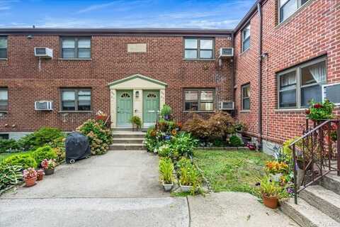 245-03 62nd Avenue, Douglaston, NY 11362