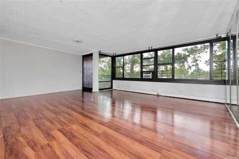 7-15 162 St., Beechhurst, NY 11357