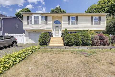 1203 Little East Neck Road, West Babylon, NY 11704