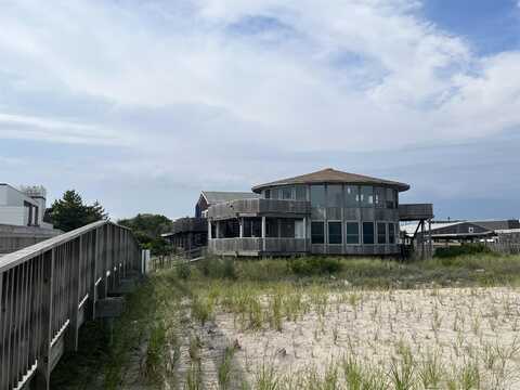 88 Bungalow Walk, Ocean Beach, NY 11770