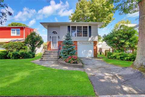 173 Garfield Street, Massapequa Park, NY 11762