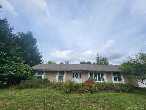 30 Shore Boulevard, Slate Hill, NY 10973