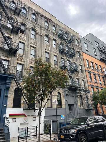 72 Richardson Street, Williamsburg, NY 11211