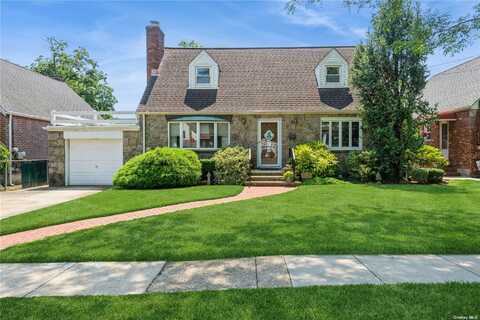 356 Carnation Avenue, Floral Park, NY 11001