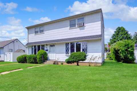 265 N Wyoming Avenue, Massapequa, NY 11758