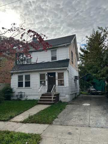 164-10 71 Avenue, Fresh Meadows, NY 11365