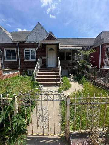 25-37 89th Street, East Elmhurst, NY 11369