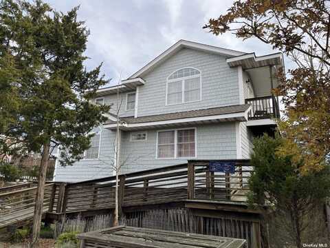 340 Surf Road, Ocean Beach, NY 11770