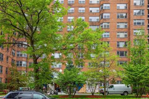 70-25 Yellowstone Boulevard, Forest Hills, NY 11375