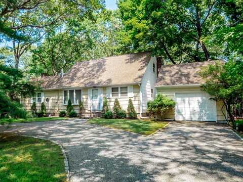 119 Pembroke Drive, East Hampton, NY 11937