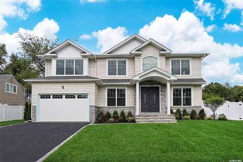 2 College Lane, Westbury, NY 11590