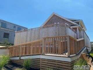 386 Dehnhoff, Ocean Beach, NY 11770