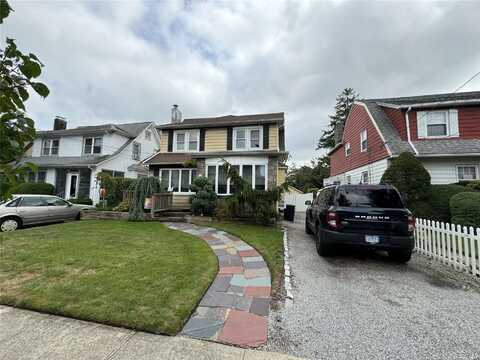 408 Oceanpoint Avenue, Cedarhurst, NY 11516