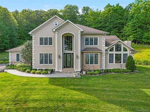 46 Idlewild Road, Marlboro, NY 12542