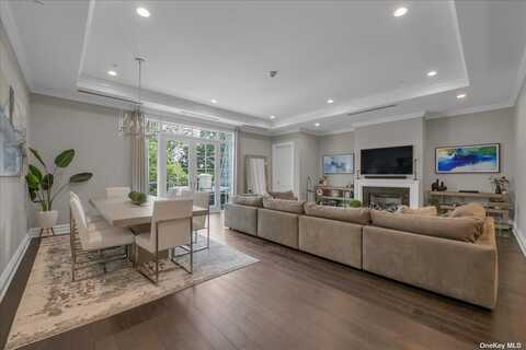 3000 Royal, North Hills, NY 11040