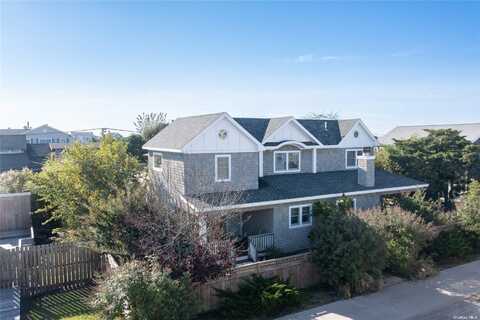 807 Evergreen Walk, Ocean Beach, NY 11770