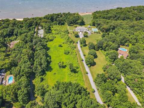 Boney Lane, Nissequogue, NY 11780