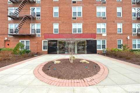 210-50 41st Ave, Bayside, NY 11361