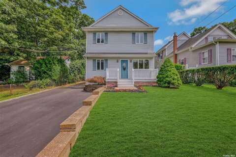 117 S Evergreen Drive, Selden, NY 11784