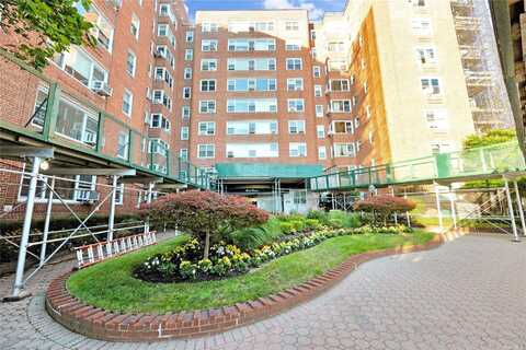 110-45 Queens Blvd, Forest Hills, NY 11375