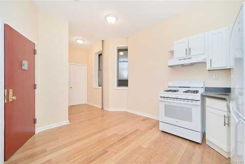 691 Tenth Avenue, New York, NY 10036