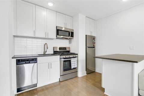 31-85 Crescent Street, Astoria, NY 11106