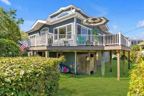 66 Savannah Walk, Oak Beach, NY 11702