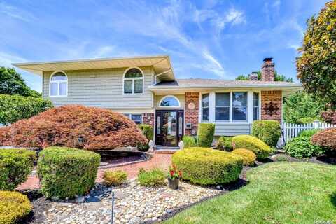 20 Terry Lane, Commack, NY 11725