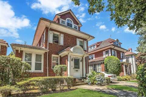 70-26 Fleet Street, Forest Hills, NY 11375