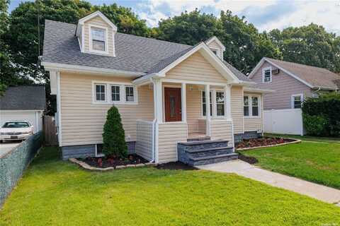 1861 Twain Street, North Baldwin, NY 11510