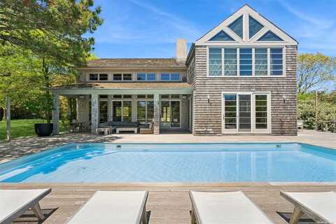 11 Shipwreck Drive, Amagansett, NY 11930