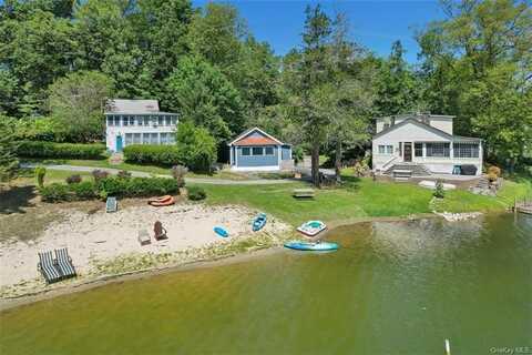 77 West Drive, Walden, NY 12586