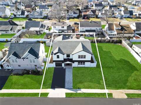 undefined, Levittown, NY 11756