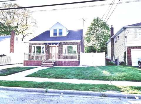 862 Taft Street, West Hempstead, NY 11552