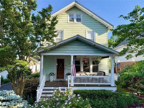 5 Franklin Avenue, Sea Cliff, NY 11579