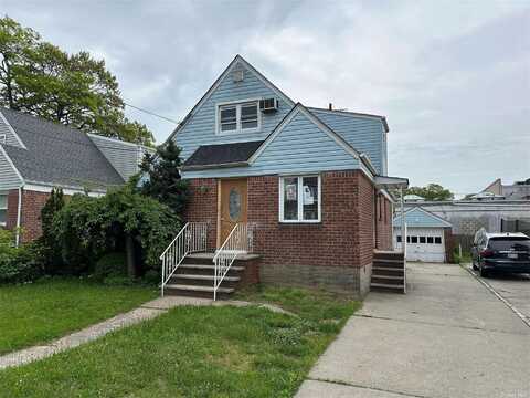 116 E Maple Street, Valley Stream, NY 11580