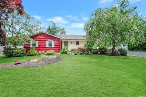 3 Janis Lane, Rocky Point, NY 11778