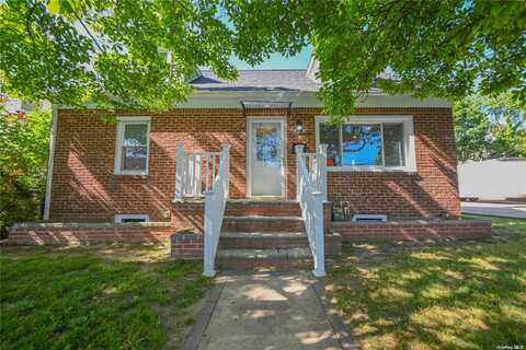 18 Hoffman Avenue, Elmont, NY 11003