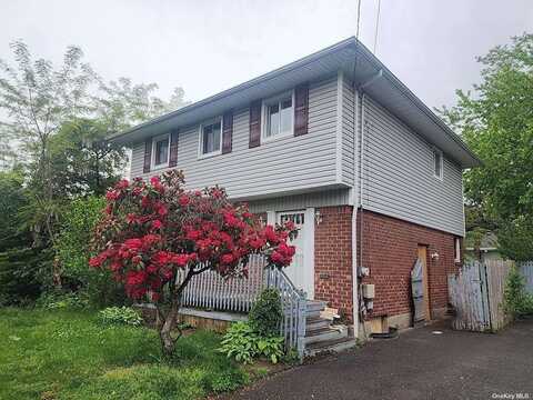 49 Harriet Avenue, Hempstead, NY 11550