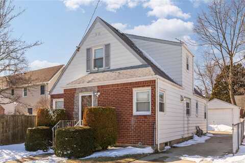 521 S 12th Street, New Hyde Park, NY 11040