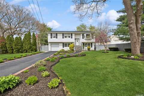 35 Fran Lane, Centereach, NY 11720