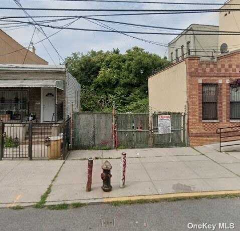 764 Shepherd Avenue, East New York, NY 11208