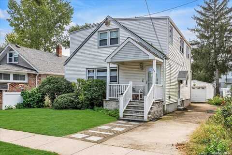 34 Mckee Street, Floral Park, NY 11001