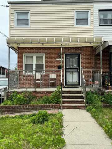 1215 E 104th Street, Canarsie, NY 11236