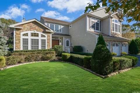 35 Monterrey Drive, Saint James, NY 11780