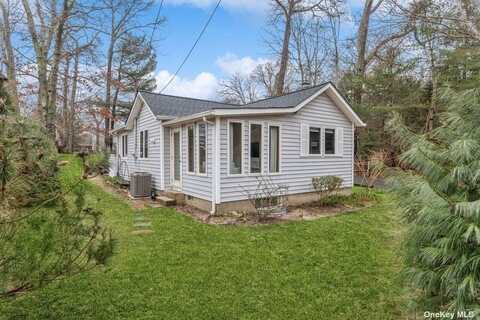 2350 Paradise Shores Road, Southold, NY 11971