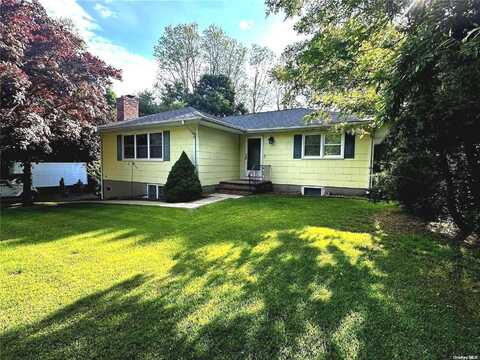 80 Craft Road, Centereach, NY 11720